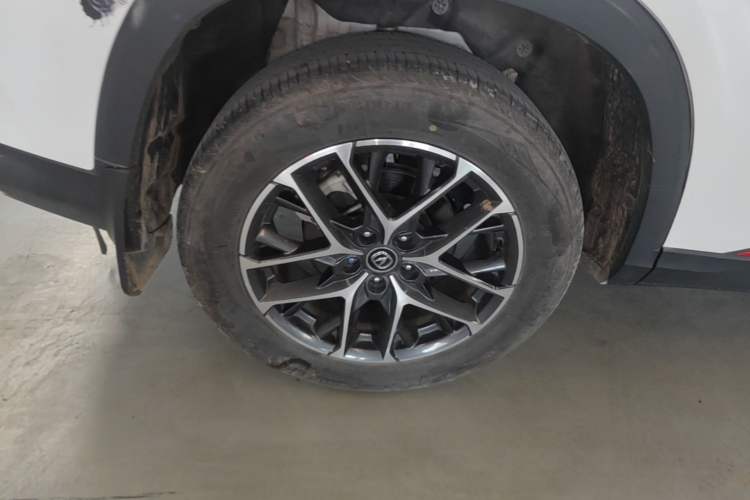 Used CHANGAN CS75 PLUS 2022 Classic Edition 1.5T Automatic Pioneer Model Right Rear Wheel Hub