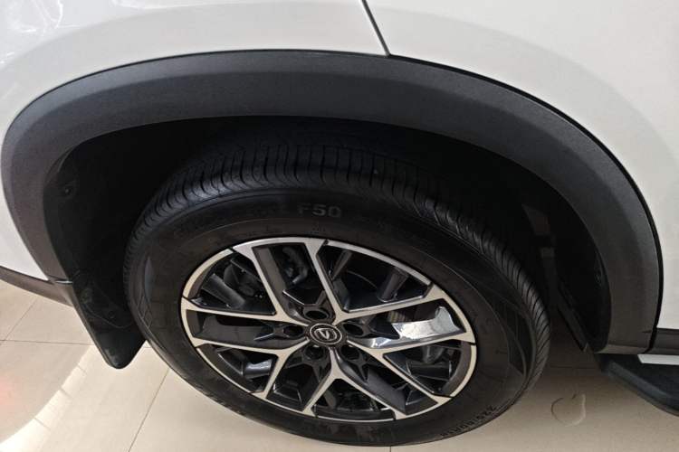 Used CHANGAN CS75 PLUS 2022 Classic Edition 1.5T Automatic Pioneer Model Right Rear Wheel Hub