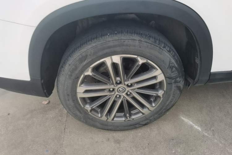 Used CHANGAN CS75 PLUS 2022 1.5T Automatic Luxury Model Right Rear Wheel Hub