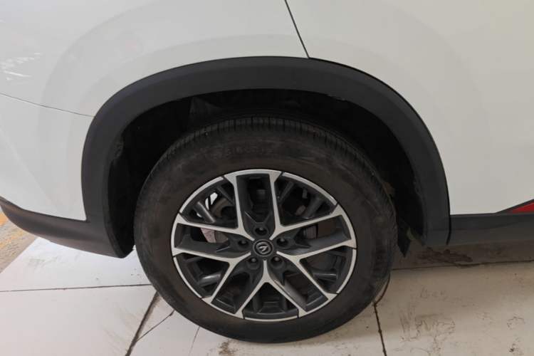 Used CHANGAN CS75 PLUS 2022 1.5T Automatic Luxury Model Right Rear Wheel Hub