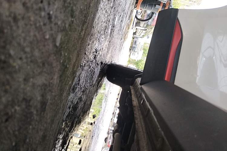 Used CHANGAN CS75 PLUS 2022 1.5T Automatic Prestige Model Right Side Sill