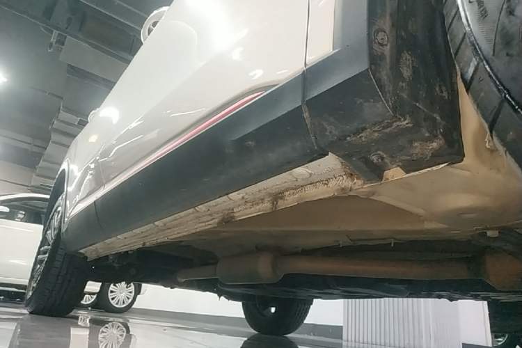 Used CHANGAN CS75 PLUS 2022 1.5T Automatic Luxury Model Right Side Sill