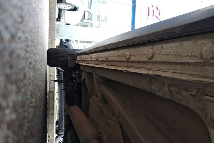 Used CHANGAN CS75 PLUS 2022 2nd Generation 1.5T Automatic Luxury Version Right Side Sill