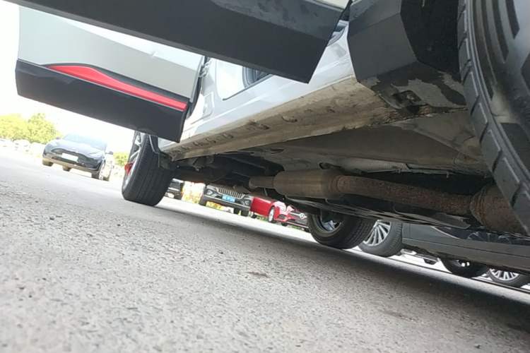 Used CHANGAN CS75 PLUS 2022 2.0T Automatic Flagship Edition Right Side Sill