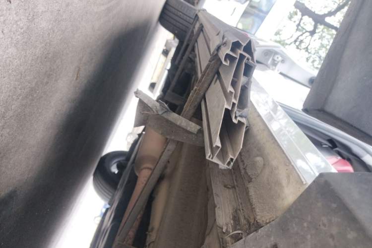 Used CHANGAN CS75 PLUS 2022 1.5T Automatic Prestige Model Right Side Sill