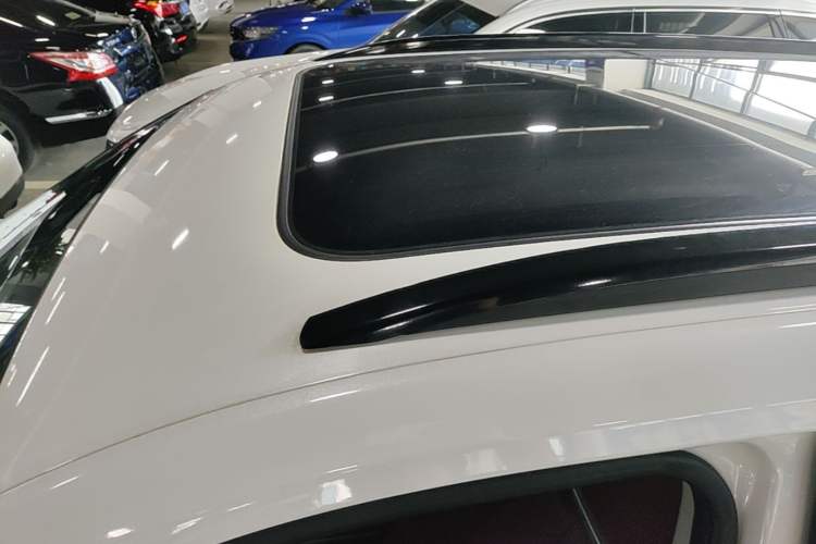 Used CHANGAN CS75 PLUS 2022 1.5T Automatic Luxury Model Roof