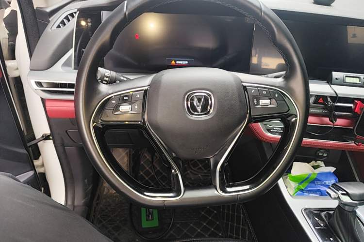 Used CHANGAN CS75 PLUS 2022 Classic Edition 1.5T Automatic Pioneer Model Steering Wheel