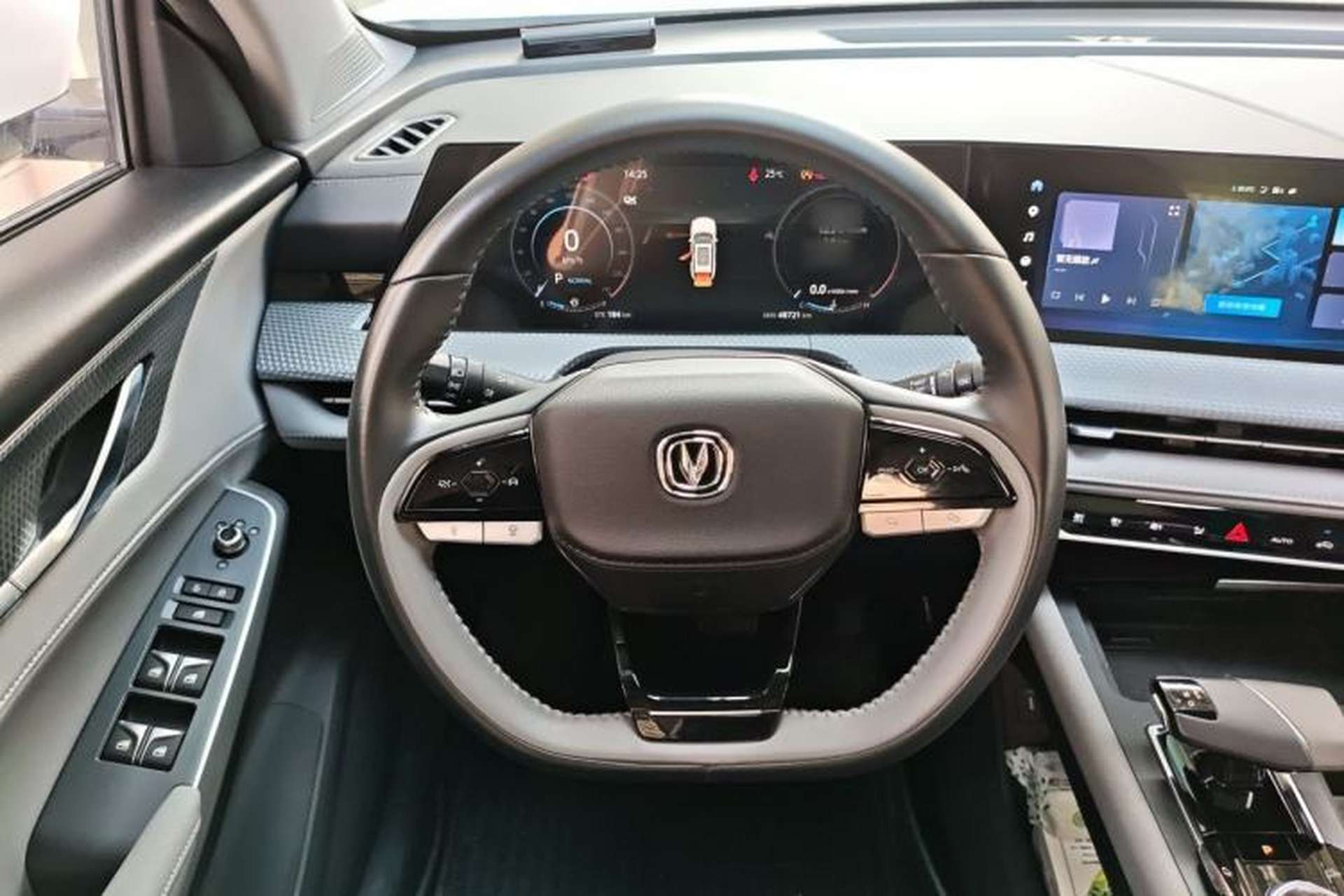 Used CHANGAN CS75 PLUS 2022 2nd Generation 1.5T Automatic Prestige Version Steering Wheel