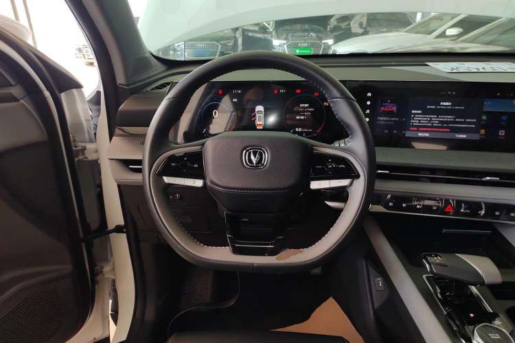 Used CHANGAN CS75 PLUS 2022 Second-Generation 2.0T Automatic Prestige Model Steering Wheel