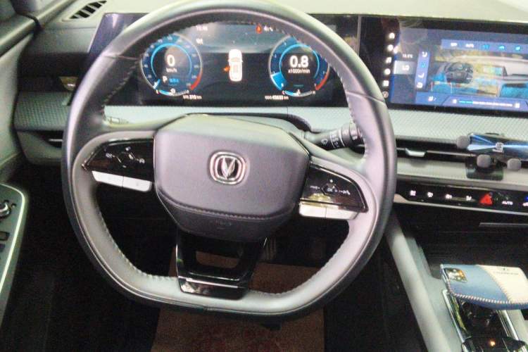 Used CHANGAN CS75 PLUS 2022 2nd Generation 1.5T Automatic Prestige Version Steering Wheel