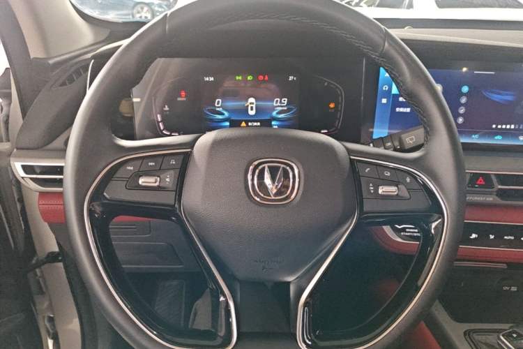 Used CHANGAN CS75 PLUS 2022 Classic Edition 1.5T Automatic Pioneer Model Steering Wheel