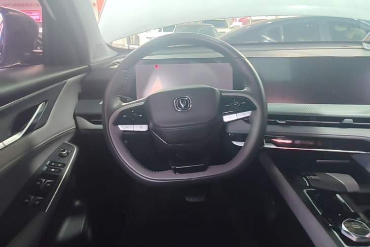 Used CHANGAN CS75 PLUS 2022 2nd Generation 1.5T Automatic Prestige Version Steering Wheel