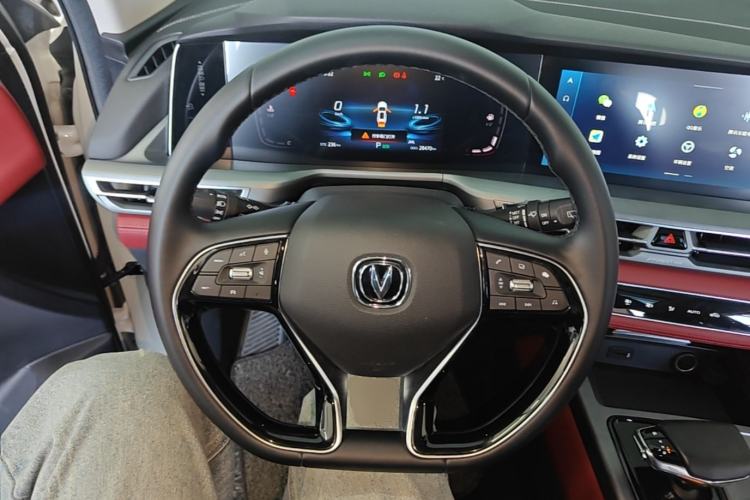 Used CHANGAN CS75 PLUS 2022 1.5T Automatic Luxury Model Steering Wheel