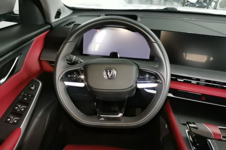 Used CHANGAN CS75 PLUS 2022 2nd Generation 1.5T Automatic Pilot Version Steering Wheel