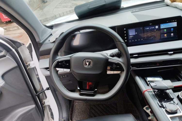 Used CHANGAN CS75 PLUS 2022 2nd Generation 1.5T Automatic Prestige Version Steering Wheel