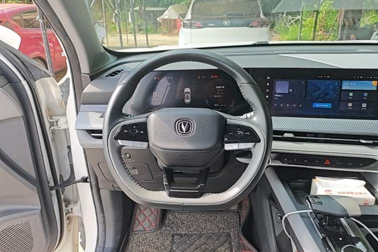 Used CHANGAN CS75 PLUS 2022 2nd Generation 1.5T Automatic Prestige Version Steering Wheel