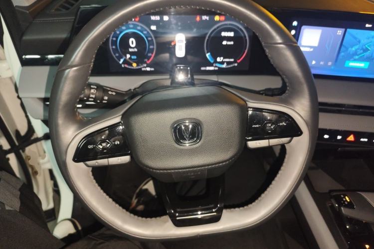 Used CHANGAN CS75 PLUS 2022 2nd Generation 2.0T Automatic Flagship Version Steering Wheel