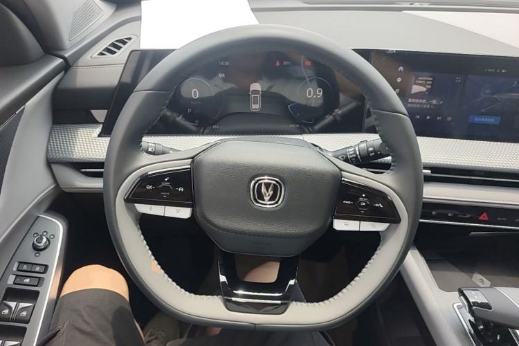 Used CHANGAN CS75 PLUS 2022 2nd Generation 1.5T Automatic Prestige Version Steering Wheel