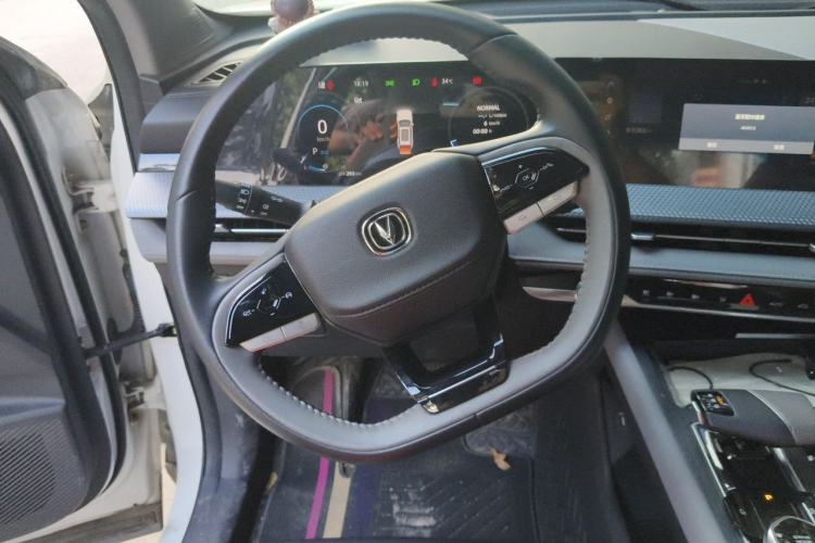 Used CHANGAN CS75 PLUS 2022 Second-Generation 2.0T Automatic Prestige Model Steering Wheel