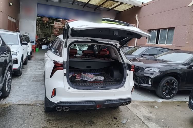 Used CHANGAN CS75 PLUS 2022 2.0T Automatic Pilot Version Trunk