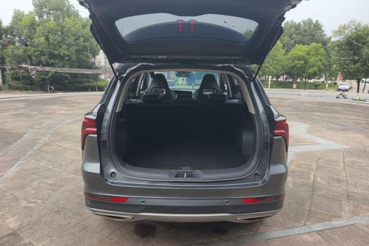 Used CHANGAN CS75 PLUS 2022 1.5T Automatic Luxury Model Trunk