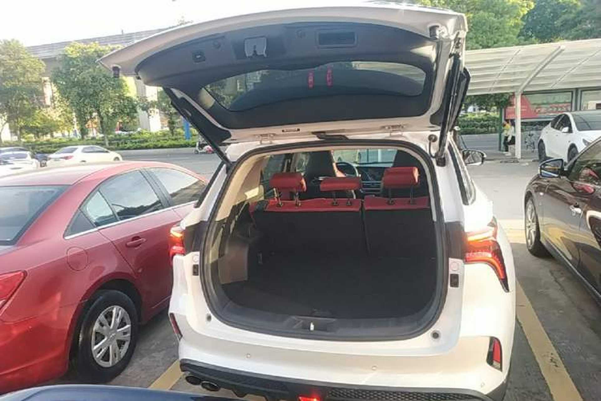 Used CHANGAN CS75 PLUS 2022 2.0T Automatic Pilot Version Trunk
