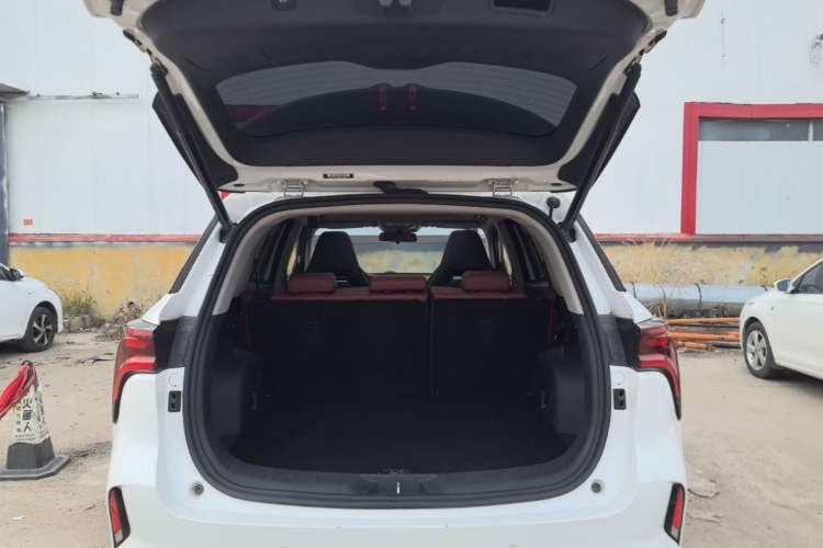 Used CHANGAN CS75 PLUS 2022 2.0T Automatic Pilot Version Trunk
