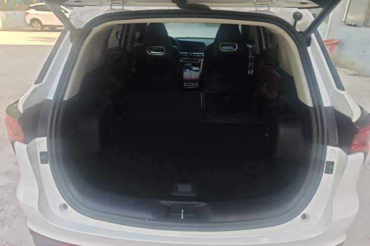 Used CHANGAN CS75 PLUS 2022 1.5T Automatic Prestige Model Trunk