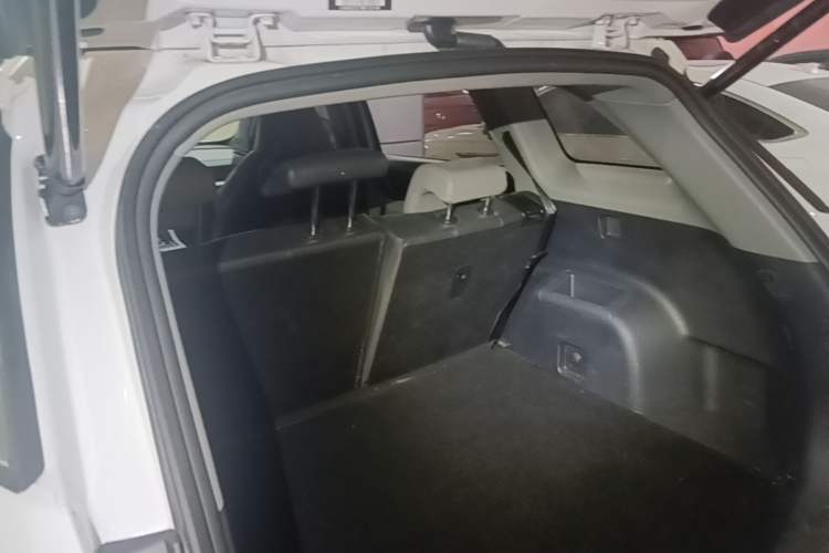 Used CHANGAN CS75 PLUS 2022 2nd Generation 1.5T Automatic Prestige Version Trunk