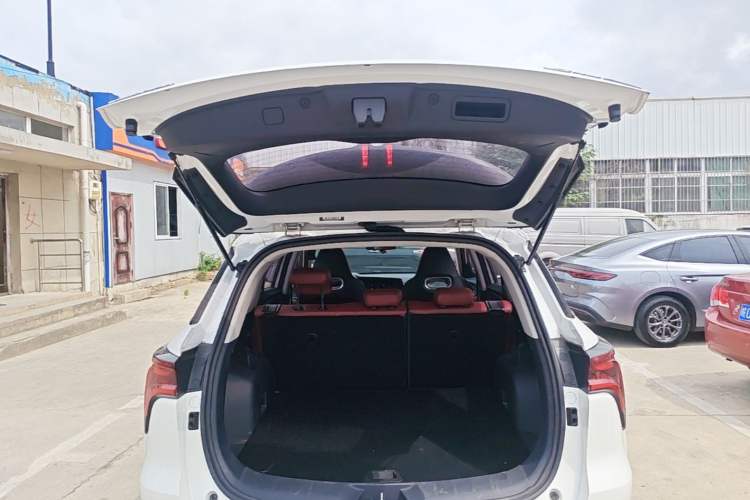Used CHANGAN CS75 PLUS 2022 Classic Edition 1.5T Automatic Pioneer Model Trunk