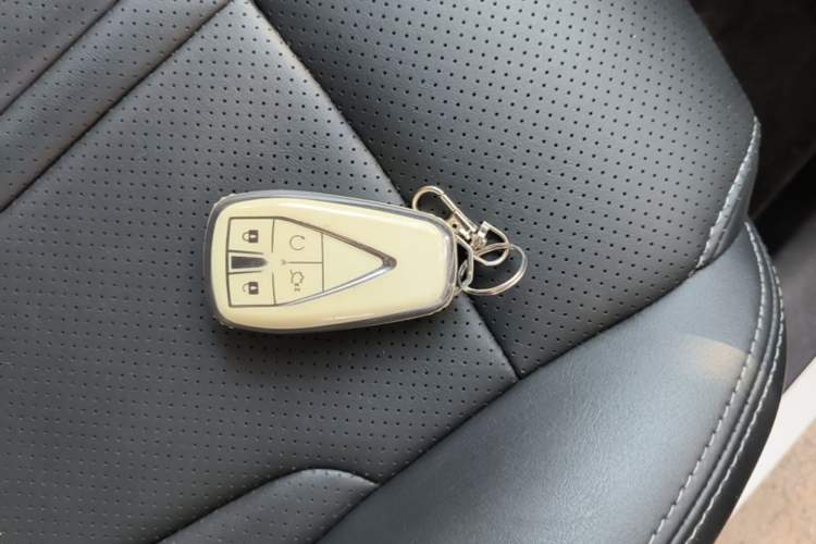 Used CHANGAN CS75 PLUS 2022 Classic Edition 1.5T Automatic Pioneer Model Vehicle Key
