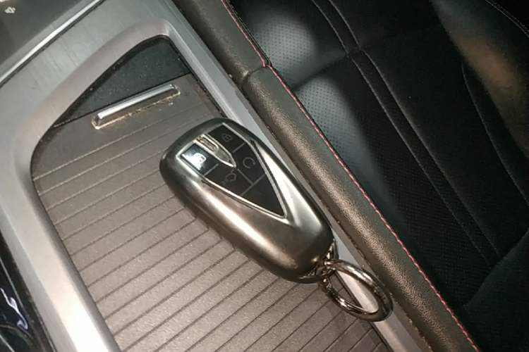 Used CHANGAN CS75 PLUS 2022 1.5T Automatic Luxury Model Vehicle Key