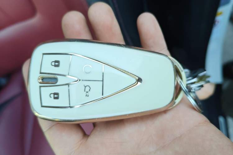 Used CHANGAN CS75 PLUS 2022 1.5T Automatic Luxury Model Vehicle Key