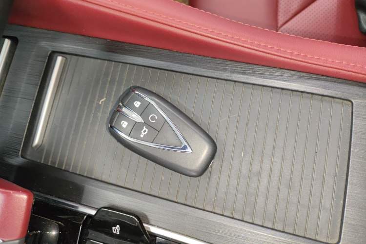 Used CHANGAN CS75 PLUS 2022 2nd Generation 1.5T Automatic Prestige Version Vehicle Key