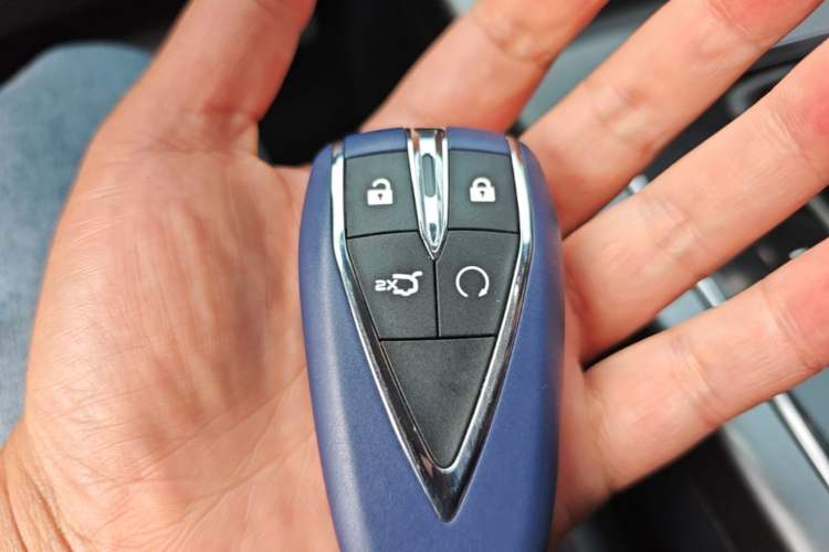 Used CHANGAN CS75 PLUS 2022 Classic Edition 1.5T Automatic Pioneer Model Vehicle Key