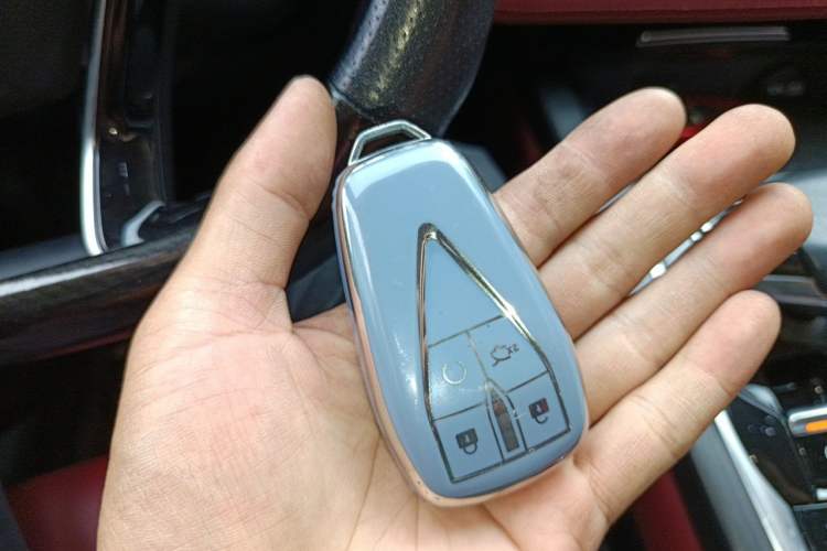 Used CHANGAN CS75 PLUS 2022 2.0T Automatic Pilot Version Vehicle Key