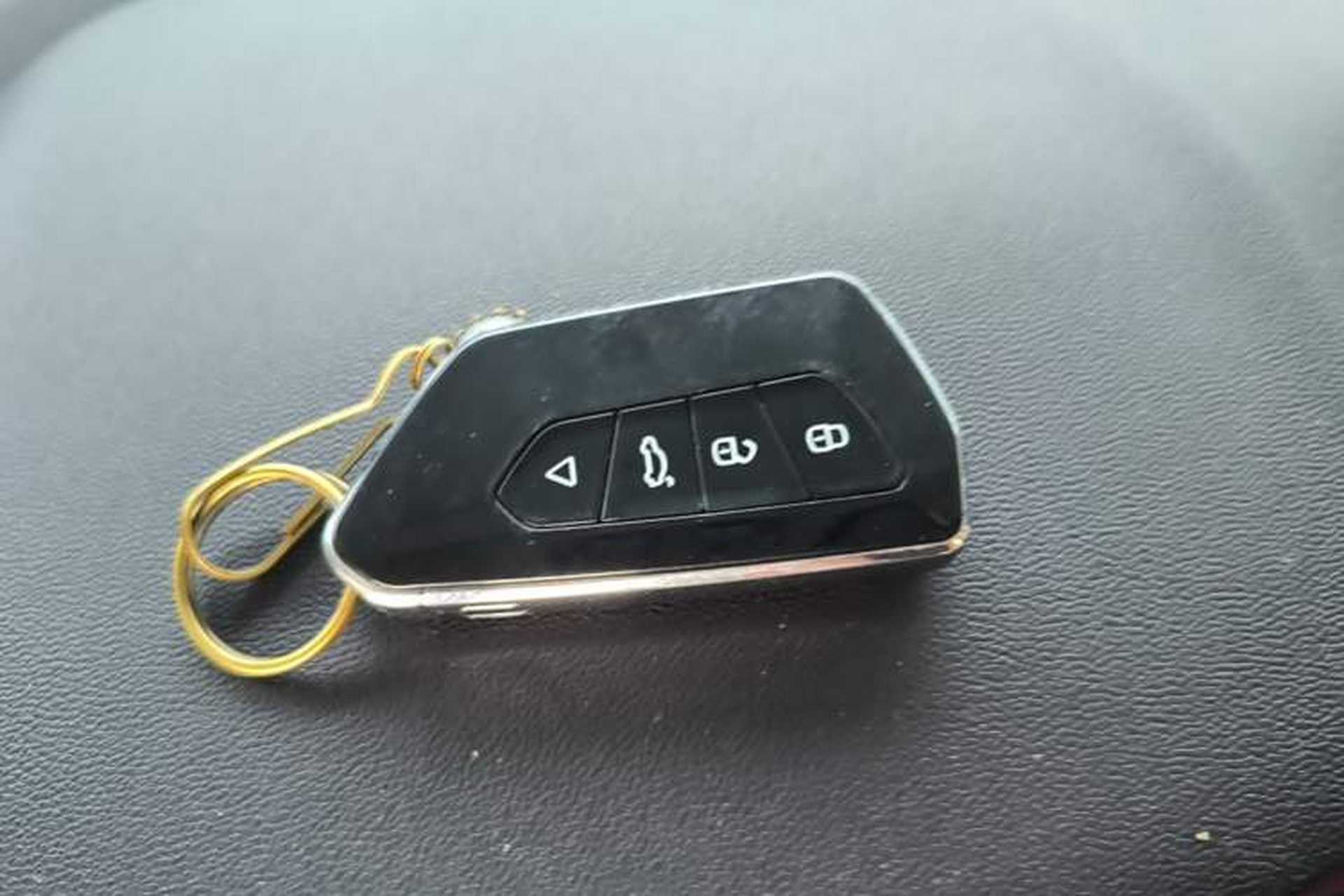 Used CHANGAN CS75 PLUS 2022 1.5T Automatic Prestige Model Vehicle Key