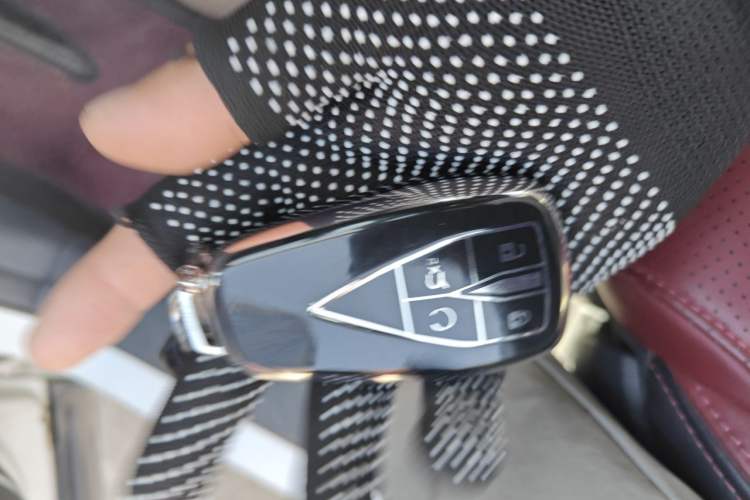 Used CHANGAN CS75 PLUS 2022 1.5T Automatic Luxury Model Vehicle Key