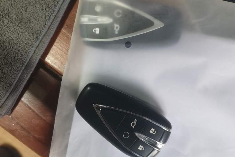 Used CHANGAN CS75 PLUS 2022 1.5T Automatic Luxury Model Vehicle Key
