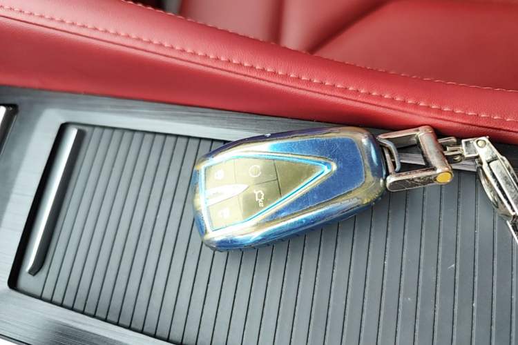 Used CHANGAN CS75 PLUS 2022 2nd Generation 1.5T Automatic Luxury Version Vehicle Key