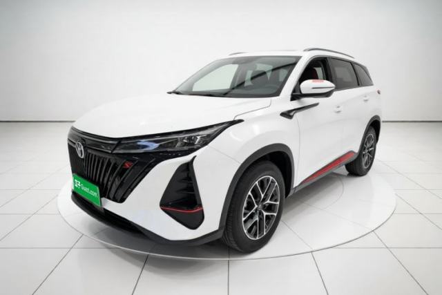 Ojetý CHANGAN CS75 PLUS 2022 2nd Generation 1.5T Automatic Luxury Version