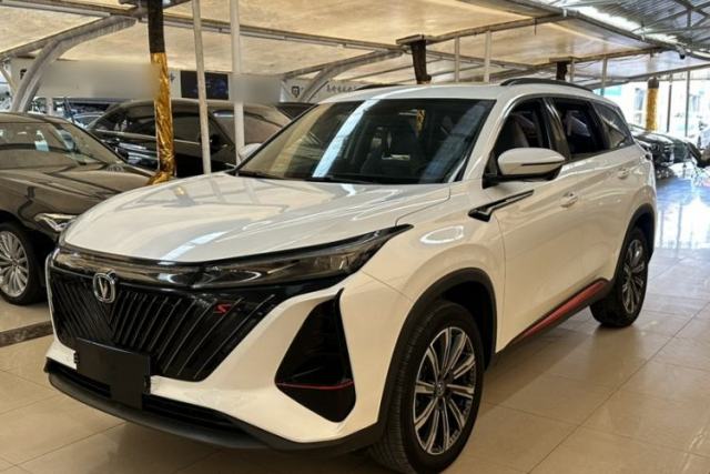 CHANGAN CS75 PLUS 2022 2nd Generation 1.5T Automatic Luxury Edition с пробегом