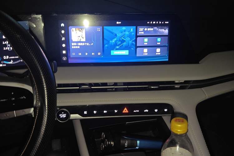 Used CHANGAN CS75 PLUS 2023 3rd Generation 1.5T Automatic Prestige Model Audio And AC Panel