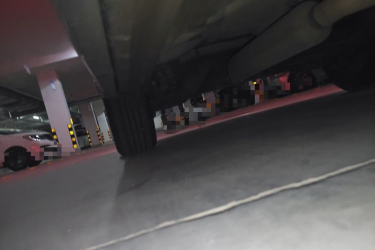 Used CHANGAN CS75 PLUS 2023 3rd Generation 1.5T Automatic Prestige Model Chassis Front Right