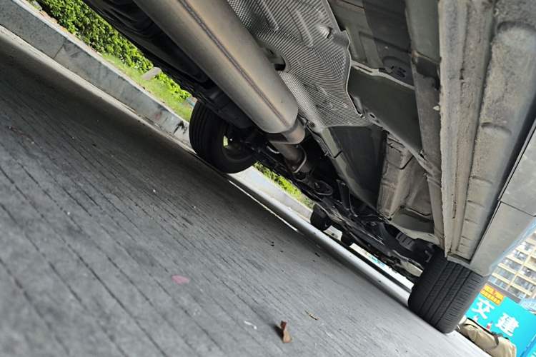 Used CHANGAN CS75 PLUS 2023 3rd Generation 1.5T Automatic Prestige Model Chassis Rear Right