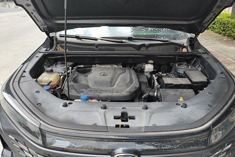 Used CHANGAN CS75 PLUS 2023 3rd Generation 1.5T Automatic Prestige Model Engine Bay