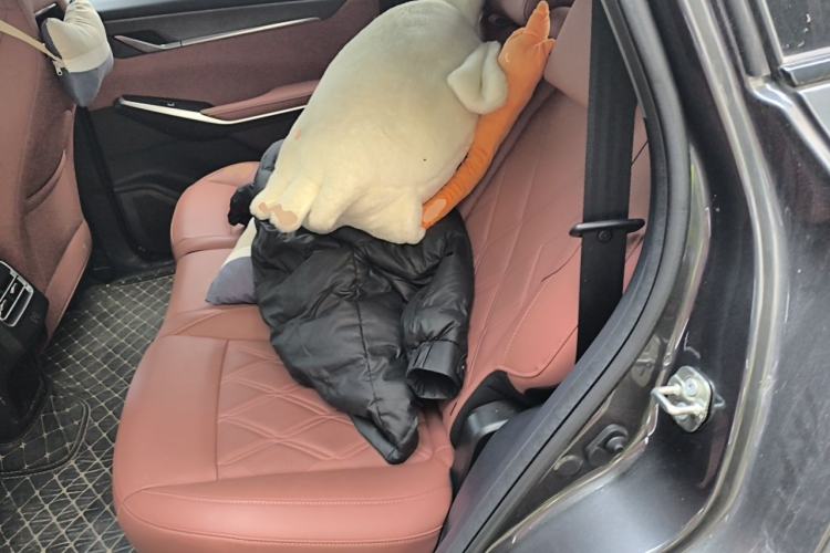 Used CHANGAN CS75 PLUS 2023 3rd Generation 1.5T Automatic Prestige Model Left Rear Seat