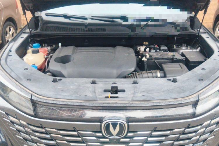 Used CHANGAN CS75 PLUS 2023 3rd Generation 2.0T Automatic Prestige Version Engine Bay