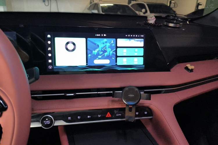 Used CHANGAN CS75 PLUS 2023 3rd Generation 1.5T Automatic Prestige Model Audio And AC Panel