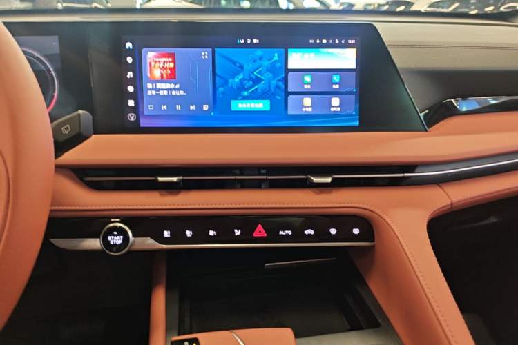 Used CHANGAN CS75 PLUS 2023 3rd Generation 1.5T Automatic Prestige Model Audio And AC Panel